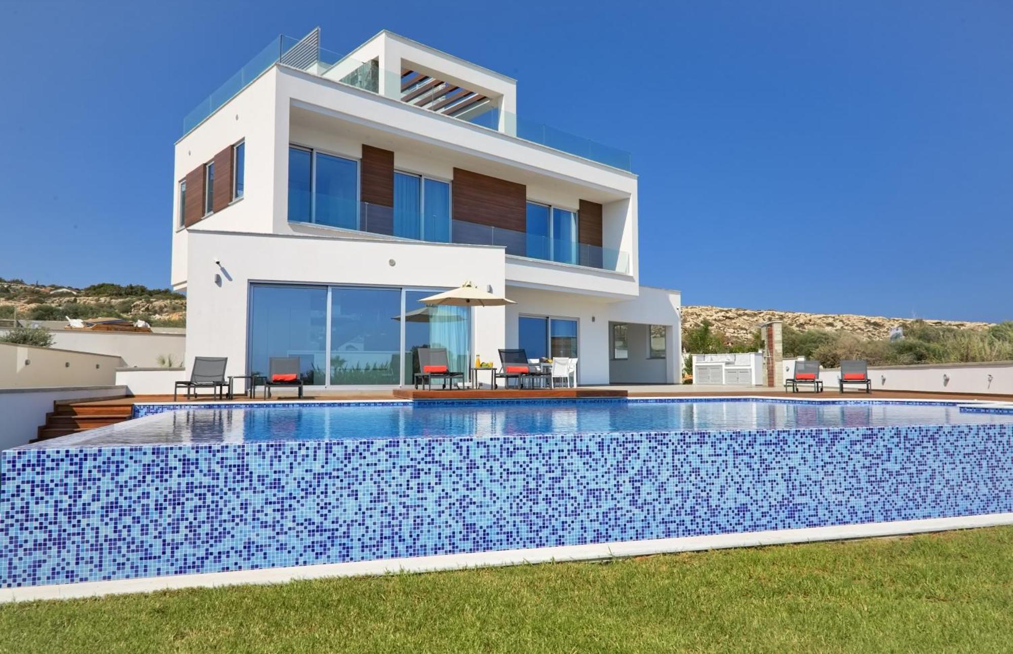 Beachfront Luxury Villa Idania ไอยานาปา ภายนอก รูปภาพ