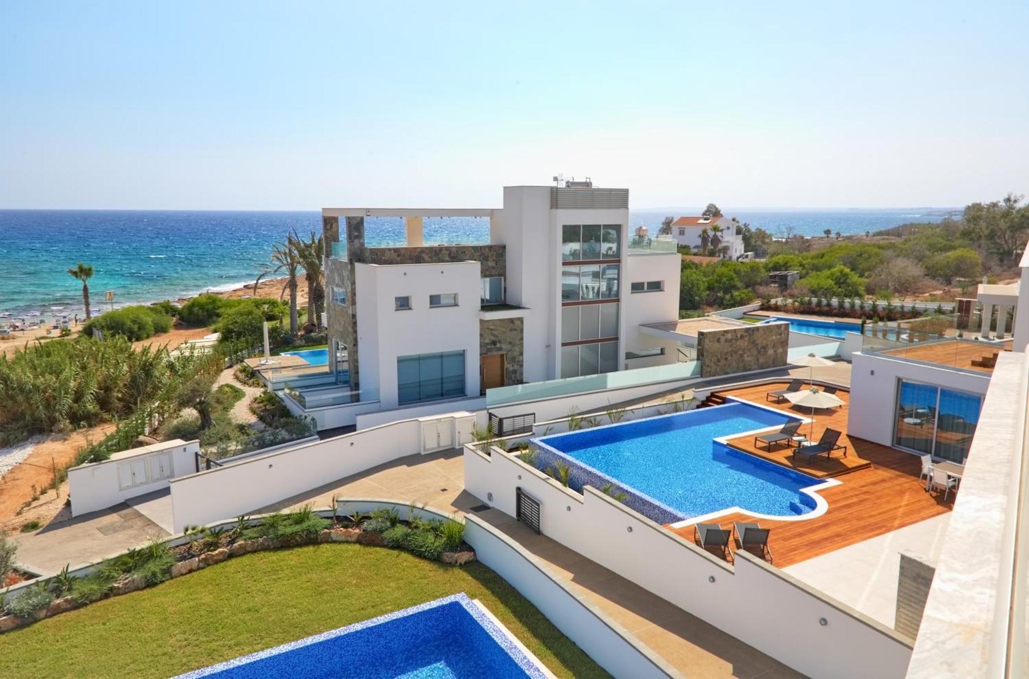Beachfront Luxury Villa Idania ไอยานาปา ภายนอก รูปภาพ