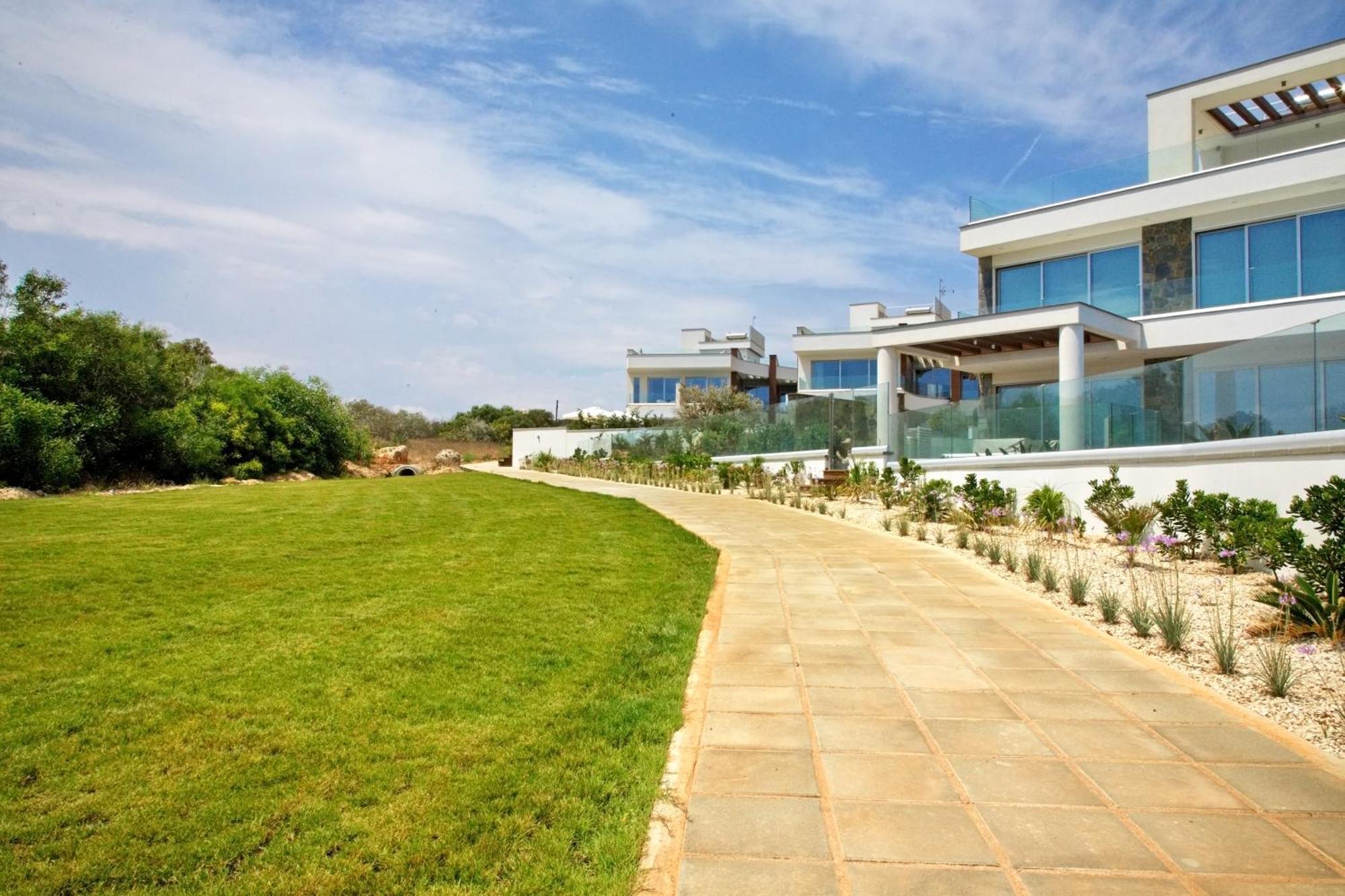 Beachfront Luxury Villa Idania ไอยานาปา ภายนอก รูปภาพ