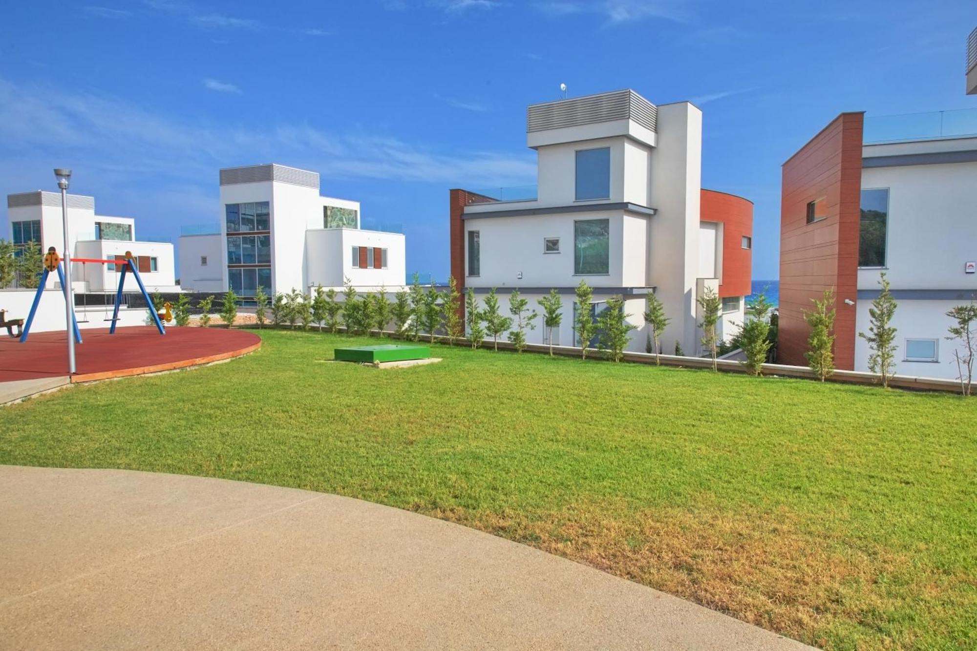 Beachfront Luxury Villa Idania ไอยานาปา ภายนอก รูปภาพ