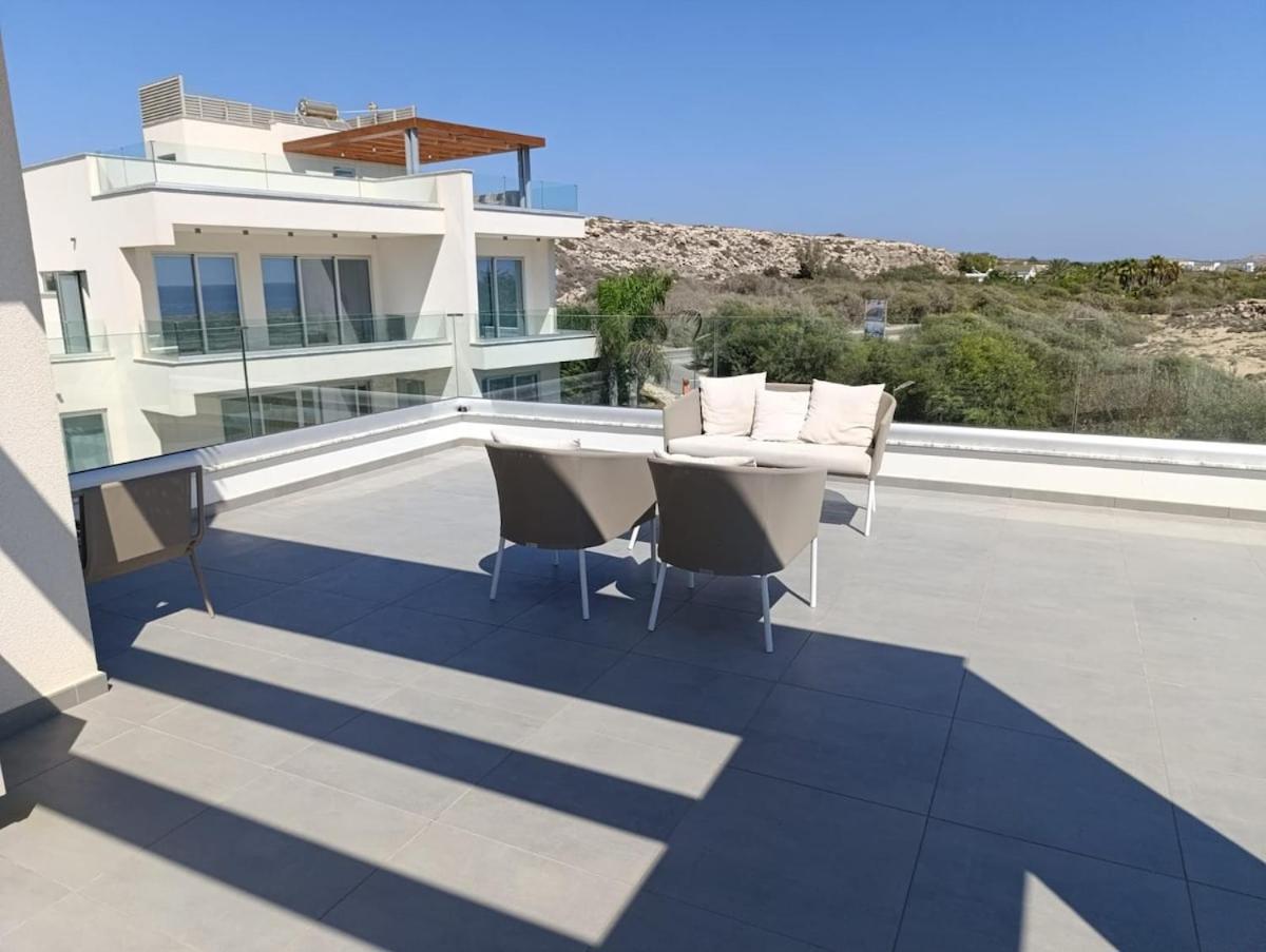 Beachfront Luxury Villa Idania ไอยานาปา ภายนอก รูปภาพ